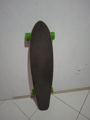 Skate longboard todo novo! Usado apenas uma vez.<br>