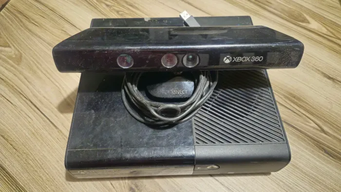 Vídeo-game X-box 360 - LEIA O ANÚNCIO 