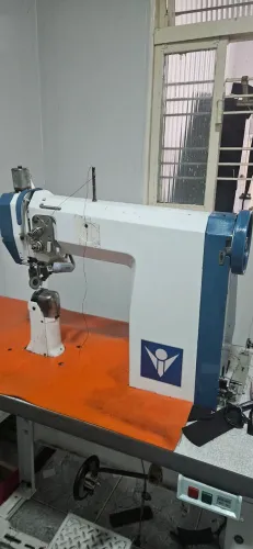 Máquina de costura - transporte triplo - ivomaq