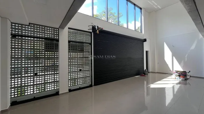 Galpão com 460 Metros para Locação na Vl Monumento