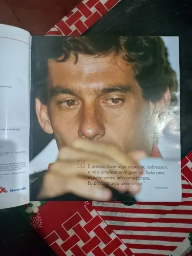 Livro Ayrton Senna Para Sempre - Capa Dura - Edição Especial Shell 2014 em Perfeito Estado