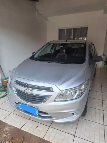 Chevrolet Onix Hatch LT 1.0 8V Flex Power Mec. 4P 2015
