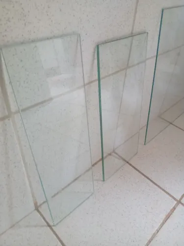 Conjunto de 3 Placas de Vidro Lapidado (Prateleiras)