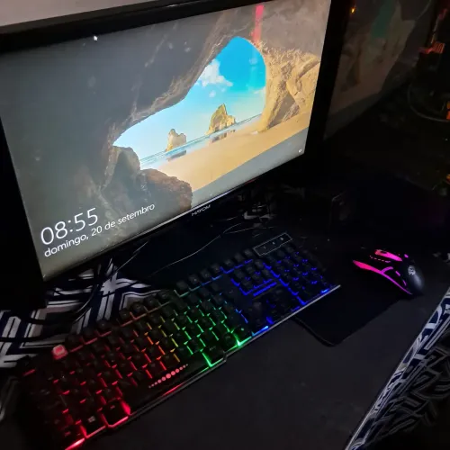PC completo só n tem memoria.
