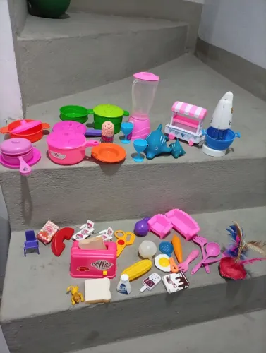 Brinquedos variados 