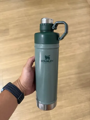 Garrafa Stanley Classic Hydration 750ML Usada