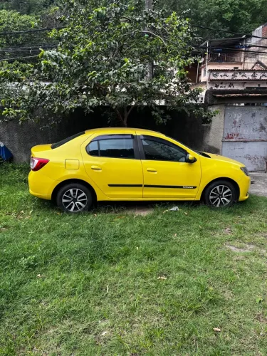 Renault Logan Expression Hi-flex 1.6 8V 4P 2015