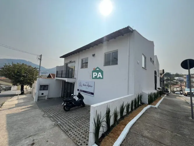 Casa à venda, 350 m² - Jardim Country Club - Poços de Caldas/MG