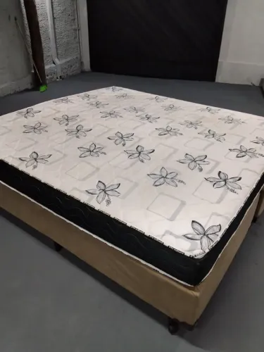 Cama king size