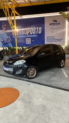 Fiat Palio Essence 1.6 Flex 16V 5P 2014