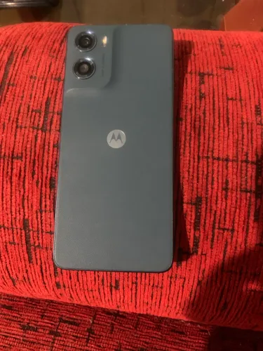 Celular moto g06