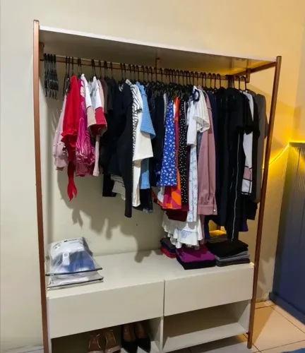 Closet Industrial 2 Gavetas Suporte Cabide