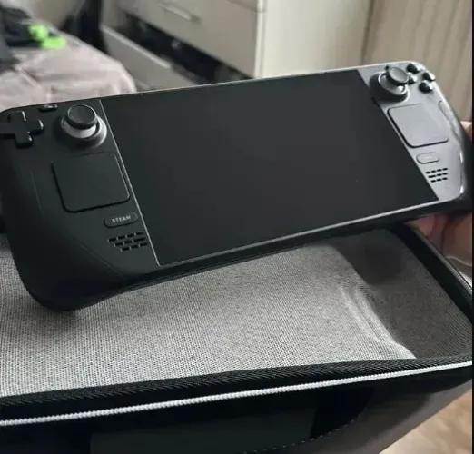 Steam Deck LCD 6256GB - NÃO LIGA (PERFEITO PARA PEGAR PEÇAS) (envio todo brasil)