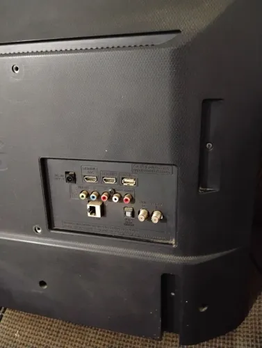 Tv Smart 32 para retirada de peças "