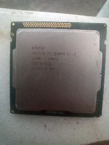 Vendo um Pentium e um Celeron