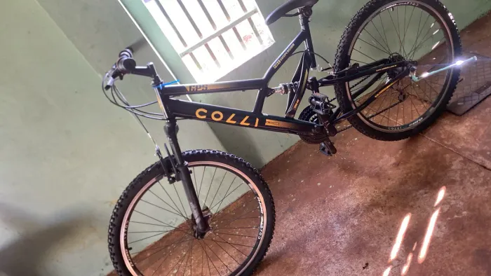 Bicicleta COLLI Aro 26
