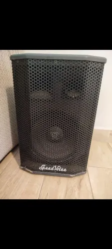 DUAS caixas acústicas pelo preço de uma!