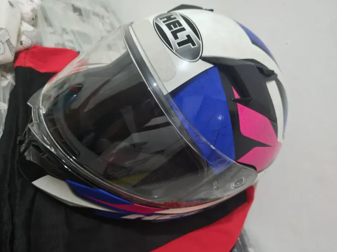 Capacete helt 56