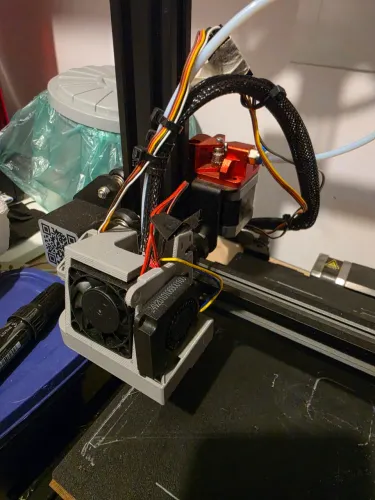 Impressora 3D - Ender 3 V2