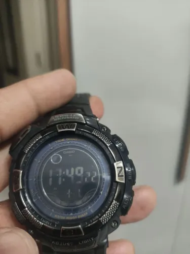 Relógio casio pro trek prg 130 y Solar
