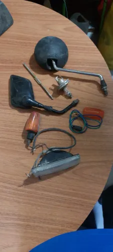 Par de retrovisor 1pisca 1 farol de milha e uma lampada