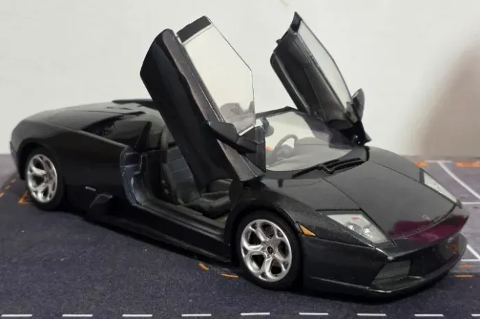 Lamborghini Murcielago Roadster 1:18 - Motor Max