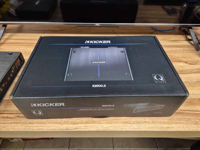 Módulo Kicker IQ 500.2 c/ DSP