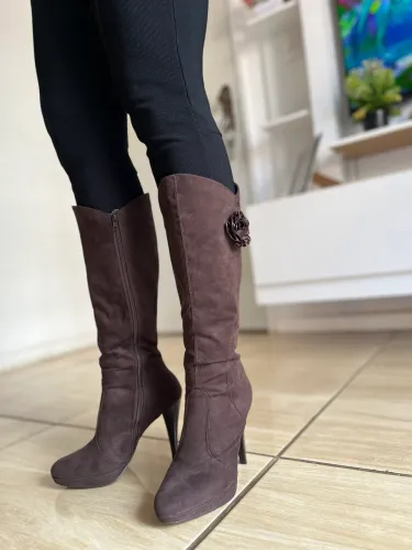 Bota e sandália Vizzano