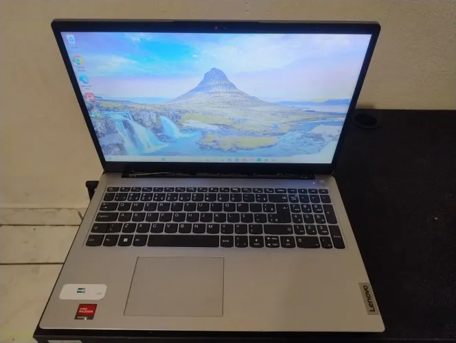 Notebook Lenovo ideaPad