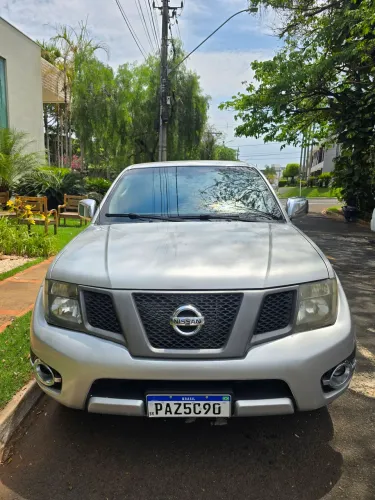 Nissan Frontier Platinum CD 4X4 2.5 TB Diesel 2014