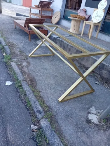Base em metalon para mesa e tbm fazemos em madeira