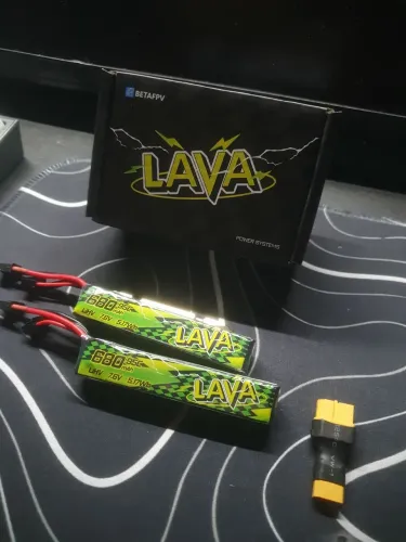 2x Baterias BetaFPV LAVA 2S 680mAh (Originais / Novas)