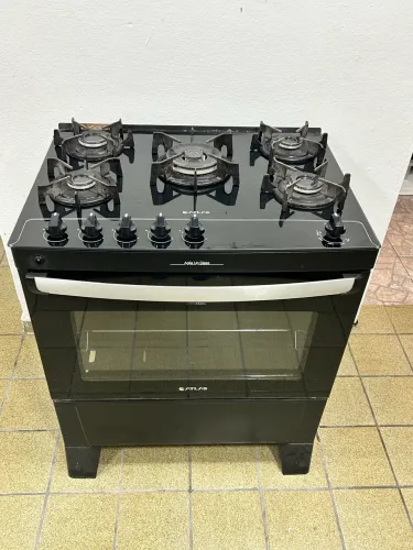 Fogão Atlas 5 bocas com mesa de vidro - R$500,00