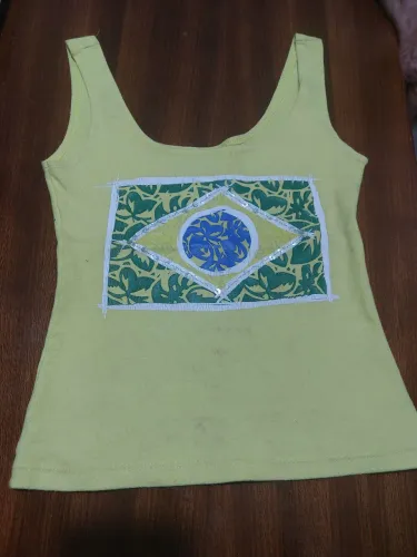 Regata Brasil Amarela- Tamanho P infantil