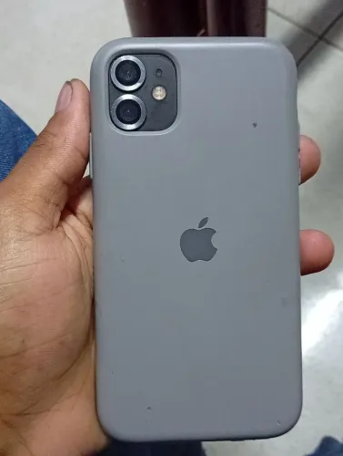 Vendo iPhone 11
