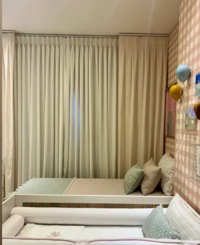 Cortina no Linho com Reposteiro decorativo