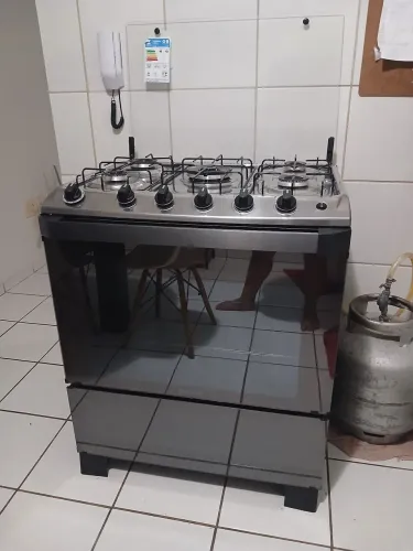 Fogão de Piso Itatiaia New Dream Reflecta 5 Bocas Acendimento Automático