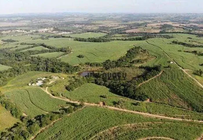 Fazenda à venda, 3993000 m² por R$ 33.000.000,00 - Vila Nova Itapetininga - Itapetininga/S