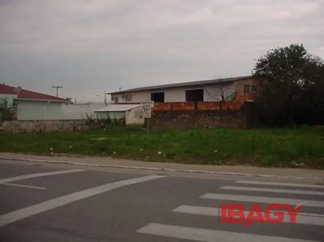 Oportunidade! Terreno em Centro - Palhoça