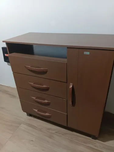 Cômoda em bom estado