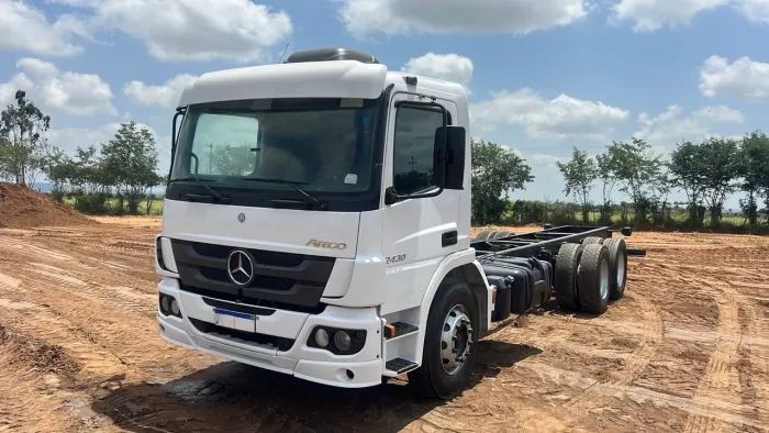 Mercedes Benz ATEGO 2430 MANUAL.