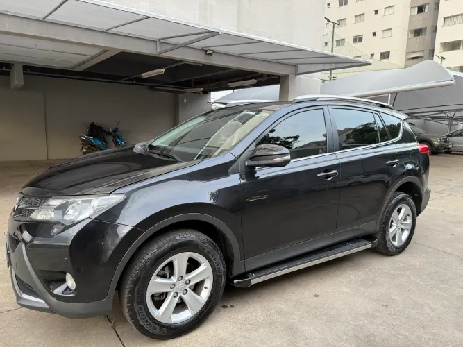 Toyota RAV4 2.0 4X4 16V Aut. 2014