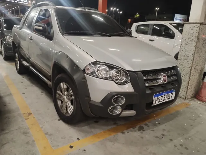 Fiat Strada Adventure1.8/ 1.8 Locker Flex CD 2010