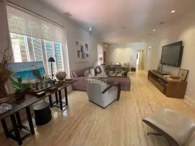Casa de rua à venda, 4 quartos, 2 suítes, 4 vagas, Gávea - RIO DE JANEIRO/RJ