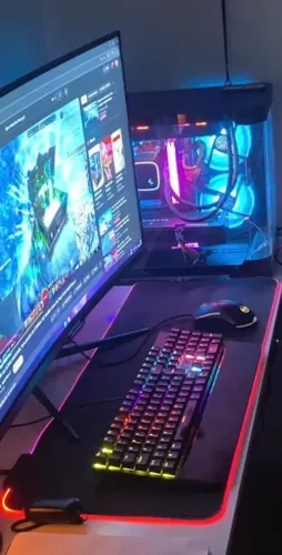 Pc gamer R7 5700x + 7600 e 32gb