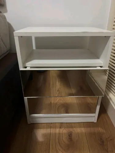 Mesa de cabeceira