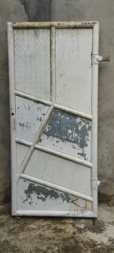 Portão de ferro 110x241