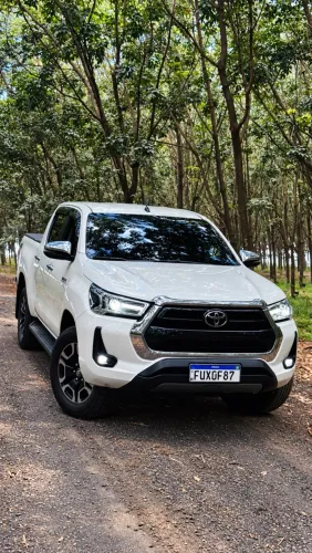Toyota Hilux CD SRX 4X4 2.8 TDI 16V Diesel Aut. 2021