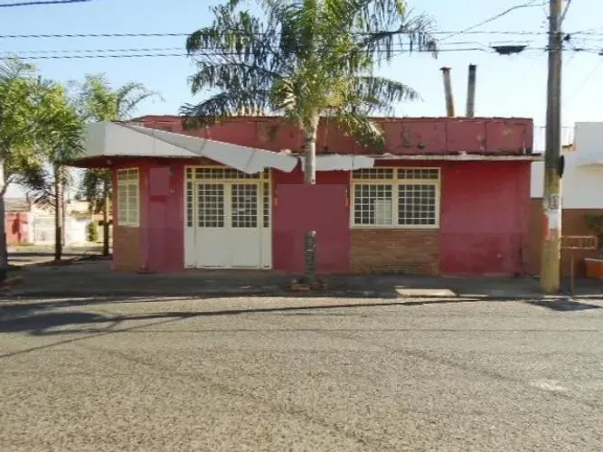 Comercial Casa Comercial em Uberlândia