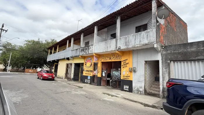 Imóvel Comercial 2 fretes no Conjunto Ceará Av G